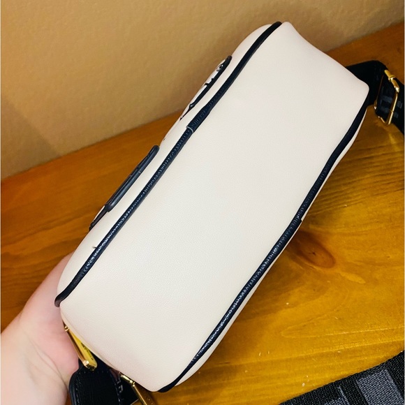 ๐ SALE ๐ NEW! Karl Lagerfeld Paris Beige Maybelle Double Zip Choupette Bag - Picture 12 of 17